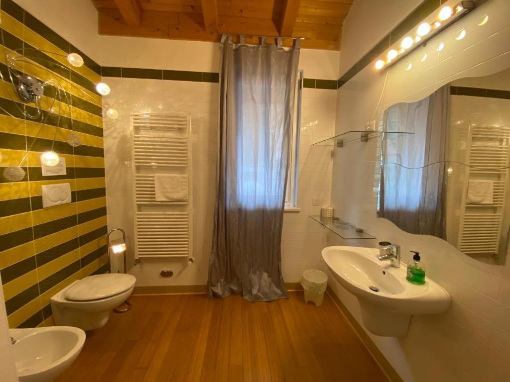 Apartamento Luxury Penthouse With Big Terrace Argegno Exterior foto