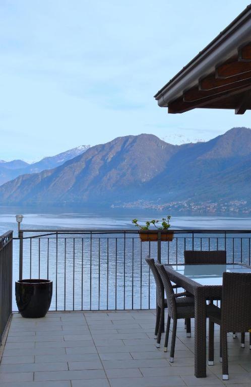 Apartamento Luxury Penthouse With Big Terrace Argegno Exterior foto